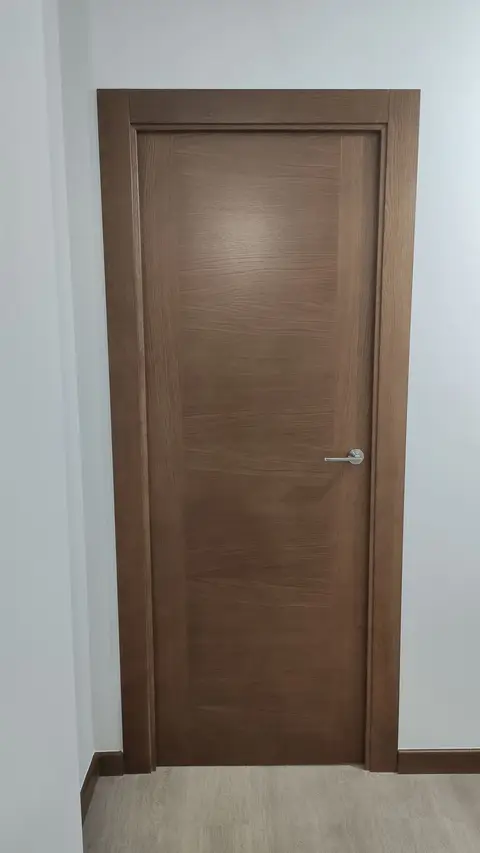 Puerta de madera a medida